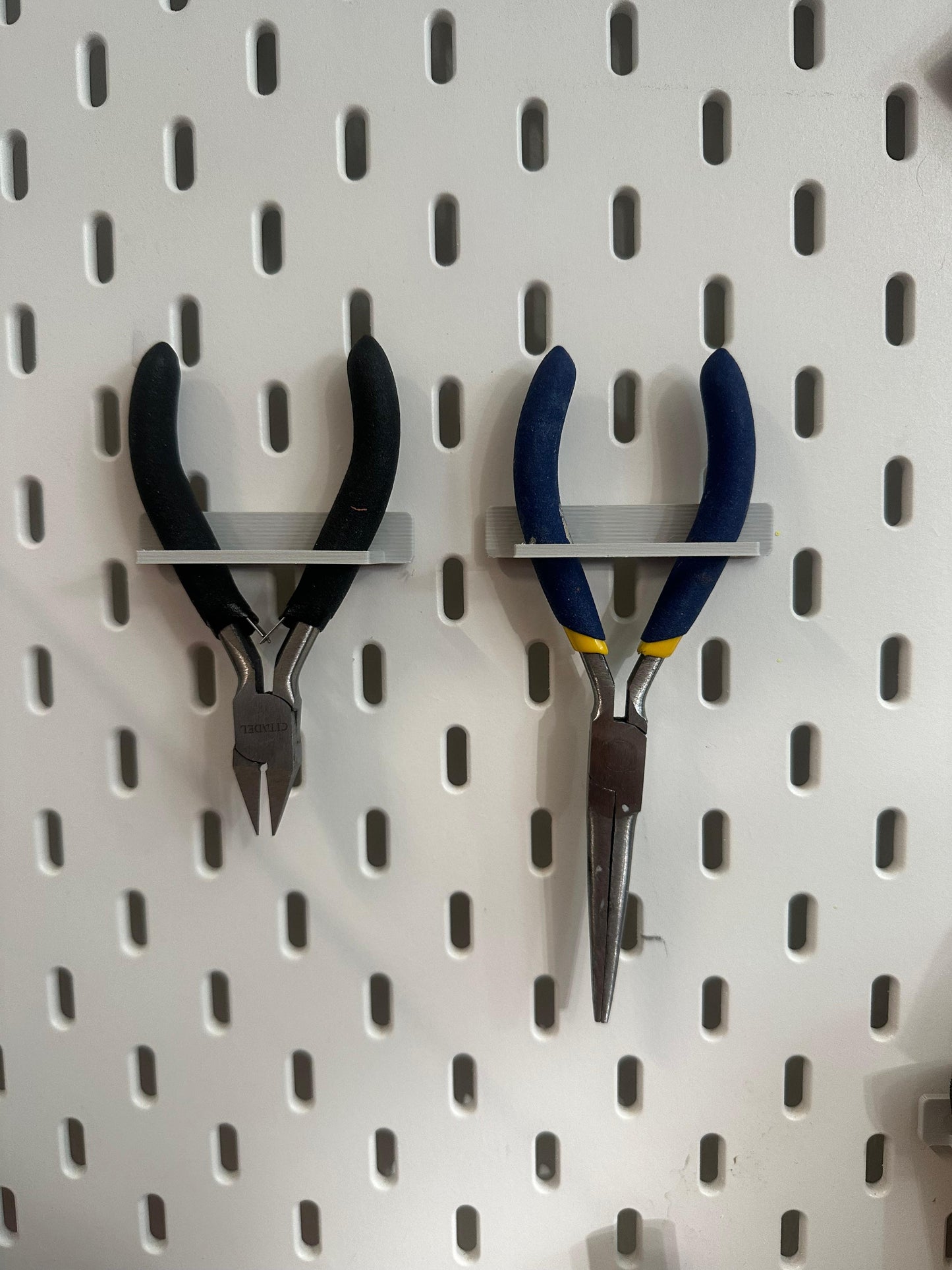 IKEA SKADIS tanghouder