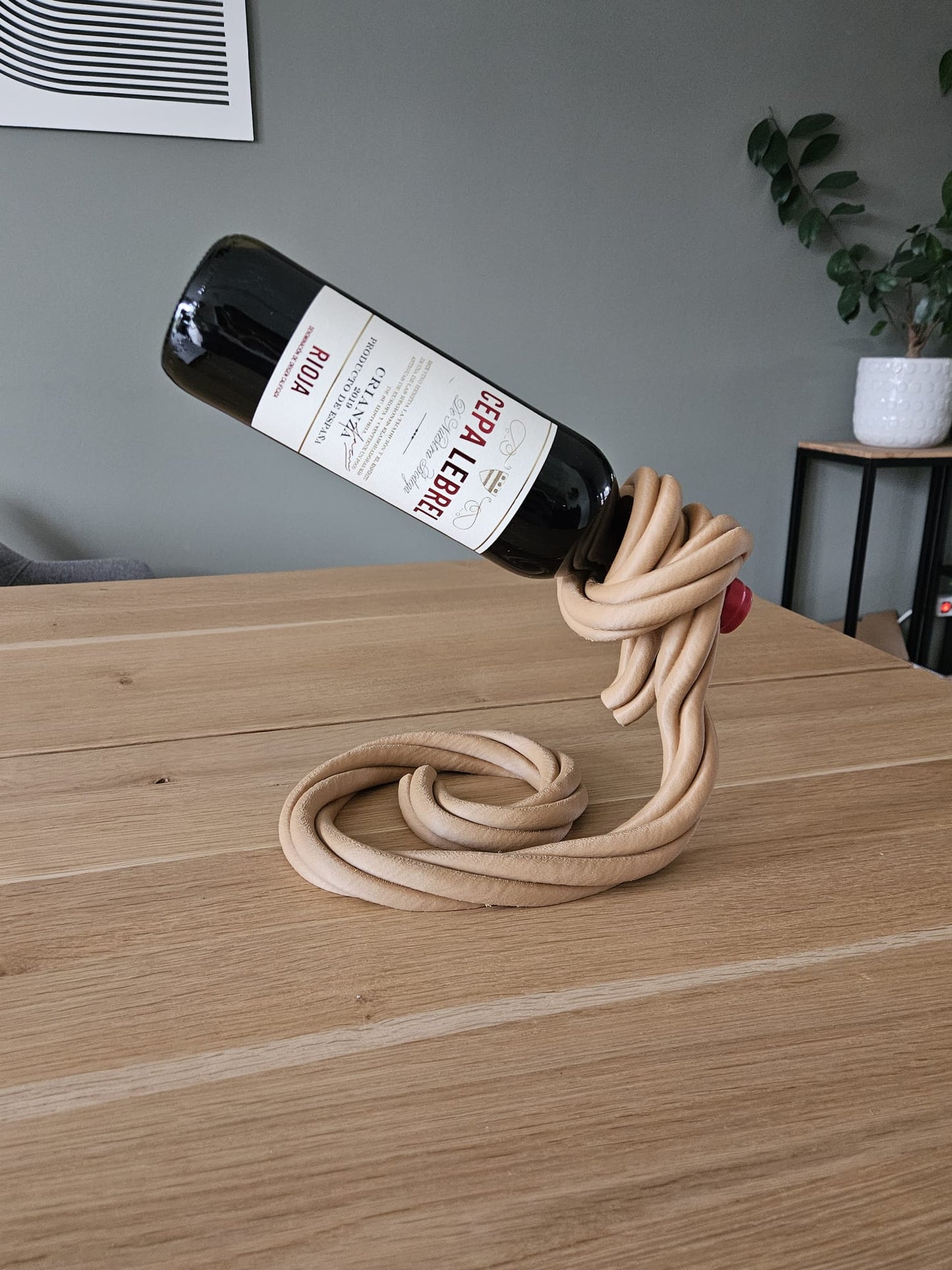 Magische Wijnhouder in de Vorm van een Touw – Zwevend Effect