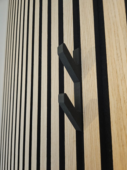 Dubbele design kapstok Linea Duo voor akoestisch wandpaneel